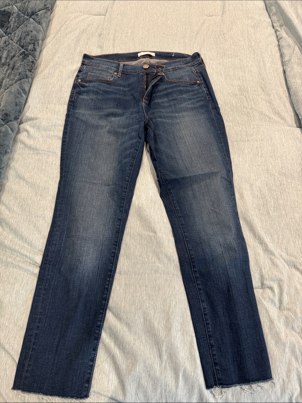 LOFT size 30 Classic Women's Dark Blue Straight Jeans